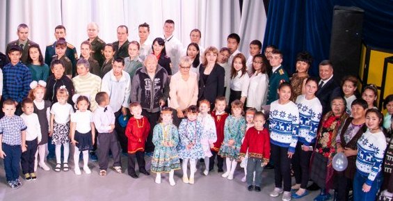 Музыканты Росгвардии приняли участие в концерте к Дню пожилых людей в Анадыре