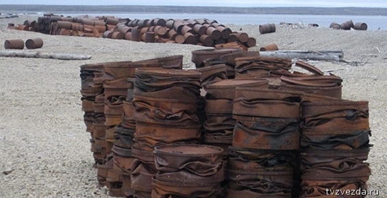 Военные экологи собрали 310 тонн металлолома на острове Врангеля