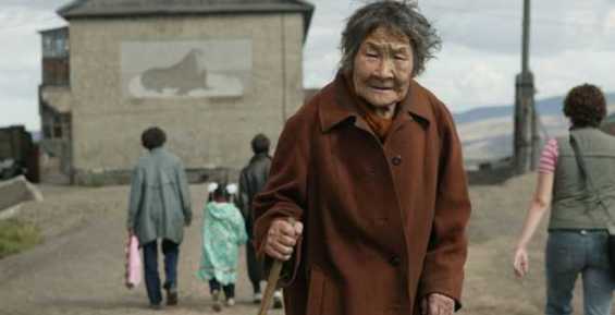 Неработающих пенсионеров на Чукотке освободят от уплаты взноса за капремонт