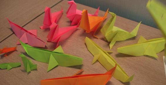 В Певеке сделали оригами китов