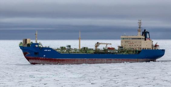 Завоз нефтепродуктов в Чукотский АО идёт по плану