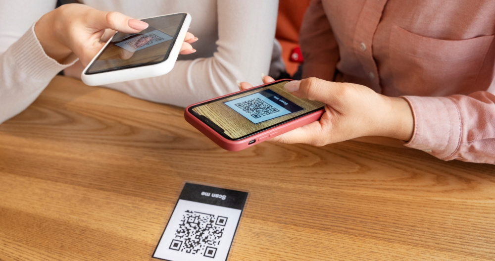 На Чукотке стали чаще расплачиваться по QR-кодам и биометрии