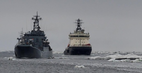Десант моряков-североморцев высадят на Чукотке