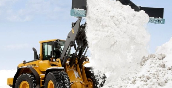 На Чукотке перестанут наказывать убирающих снег работников