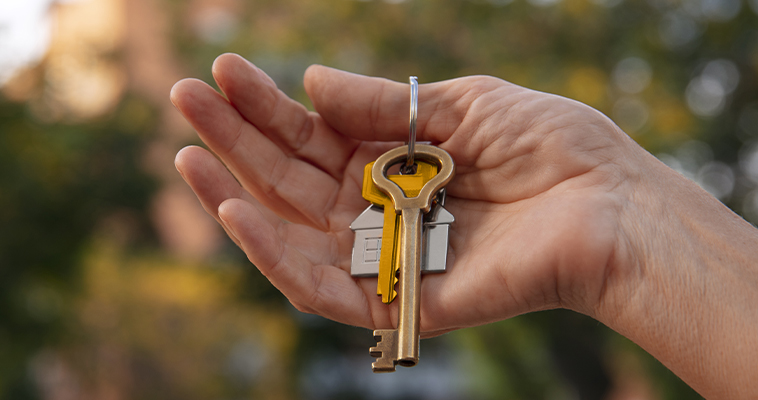 Аферисты пообещали жителю Чукотки наследство и выманили более 2,6 млн рублей