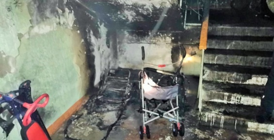 Три детские коляски уничтожил пожар в Анадыре