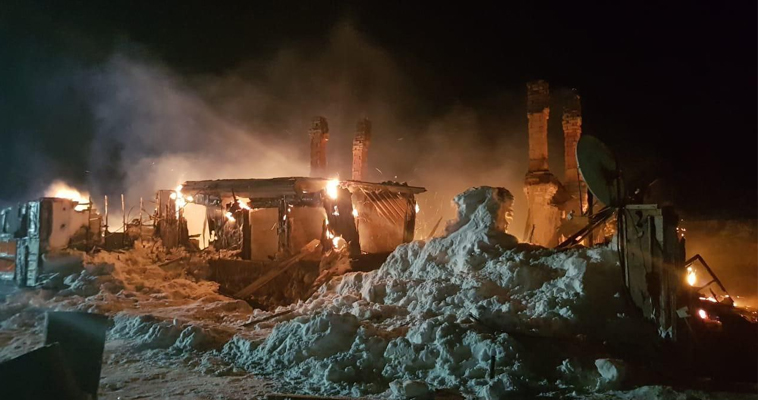 Четырёхквартирный дом сгорел в селе Инчоун