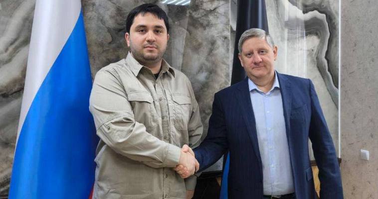 Поселковую амбулаторию ремонтируют на Донбассе с помощью Чукотки