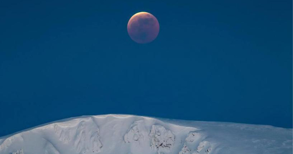 Полное лунное затмение смогут увидеть жители Чукотки