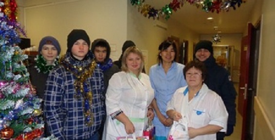 Более ста подарков для маленьких пациентов окружной больницы собрано в Анадыре