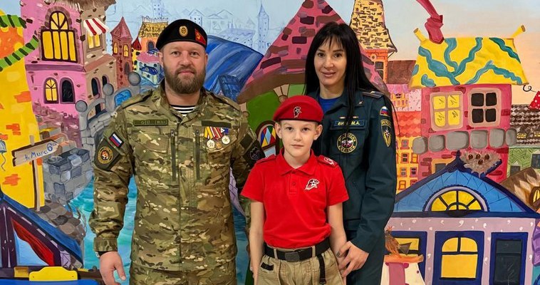 Более двухсот работ поступило на окружной конкурс &quot;Папин день календаря&quot;