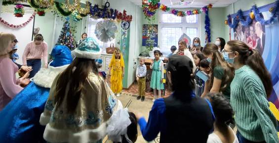 Благотворительные утренники для детей из многодетных семей прошли в Анадыре