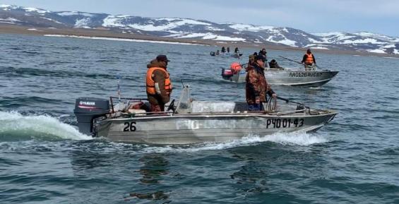 Морские охотники Чукотского района продолжат китобойный промысел