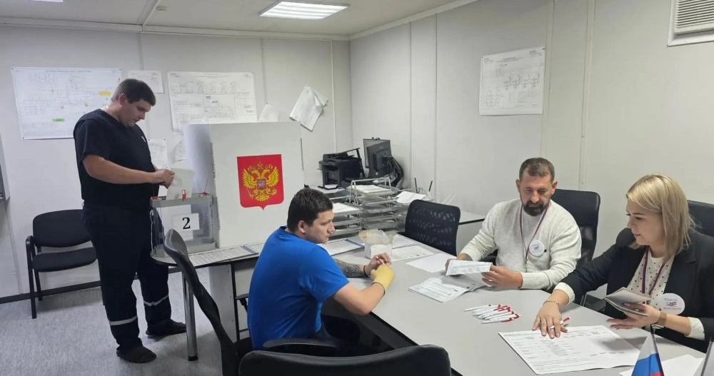 В досрочном голосовании на Чукотке приняли участие газовики и золотодобытчики