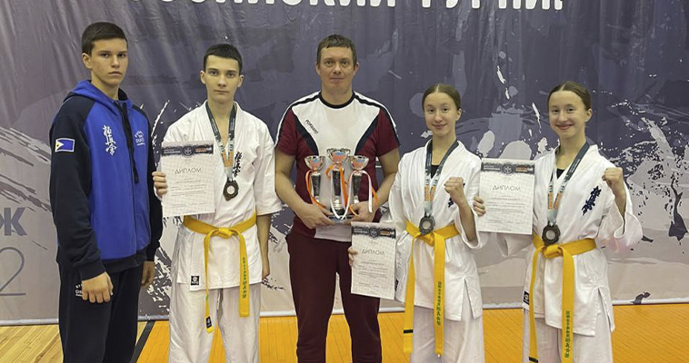 Юные каратисты Чукотки завоевали три медали всероссийского турнира &quot;Восточный рубеж&quot;