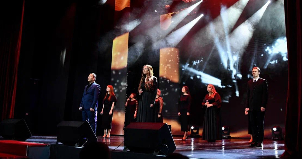 Праздничный концерт "Честь и слава защитникам" прошел в Анадыре