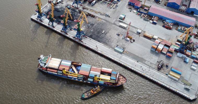 Около 250 тысяч тонн грузов завезли по морю на Чукотку