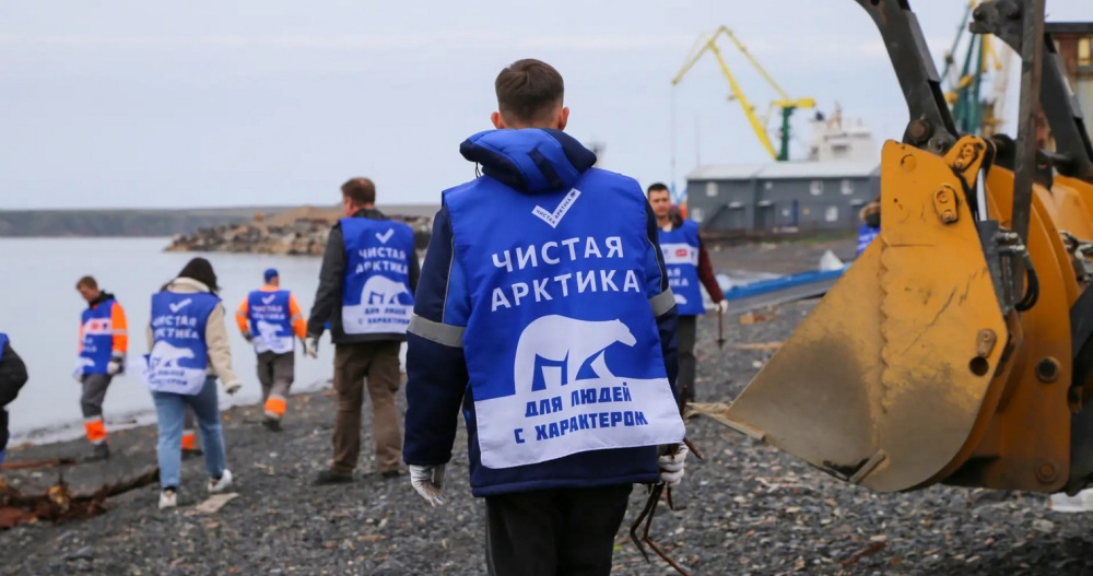Жители Певека и Провидения убрались на территории своих поселений