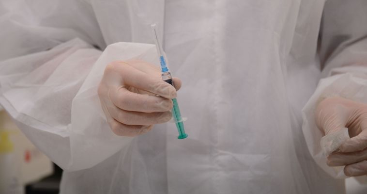 Десятитысячный житель Чукотки вакцинировался от Covid-19