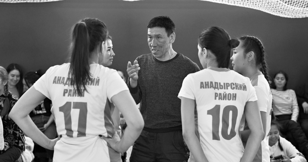 С известным в округе спортсменом Николаем Коравье простились в Анадыре