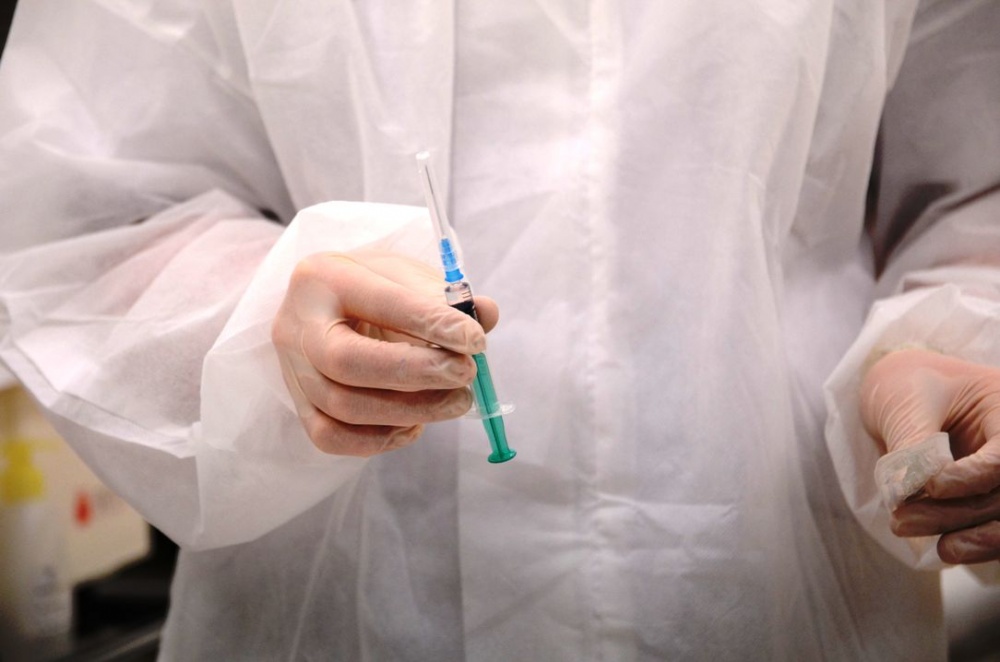 Поставку ещё 1,3 тысяч доз вакцин от COVID-19 ждут на Чукотке