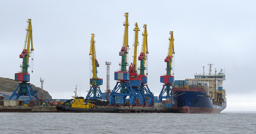 Более 30 тысяч тонн грузов в навигацию доставили суда FESCO на восточную Чукотку