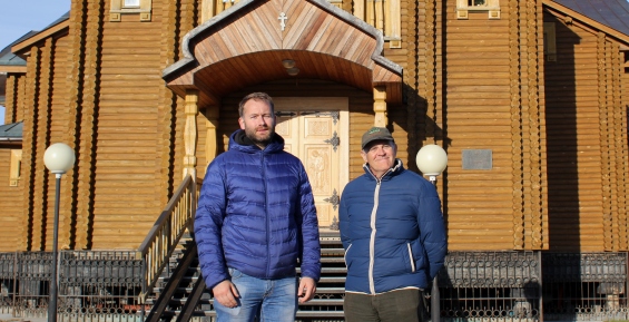 Два англичанина путешествуют по Чукотке на гиропланах
