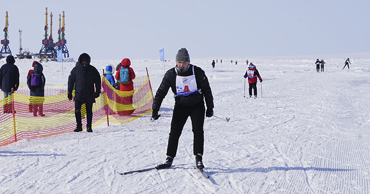 Около 150 жителей Анадыря встали на лыжи