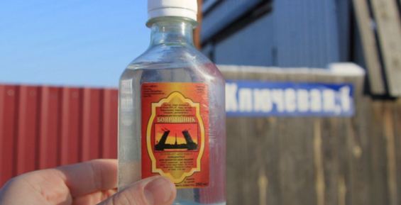 Амурская область ограничила продажу спиртосодержащих жидкостей после отравления «Боярышником»