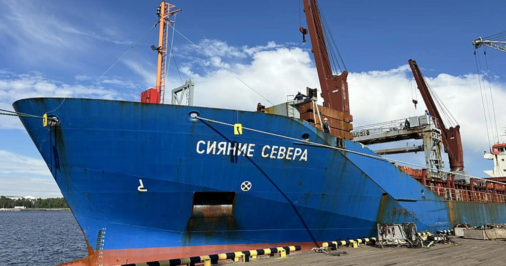 Первый в навигацию-2026 субсидируемый рейс вышел из Архангельска в Певек