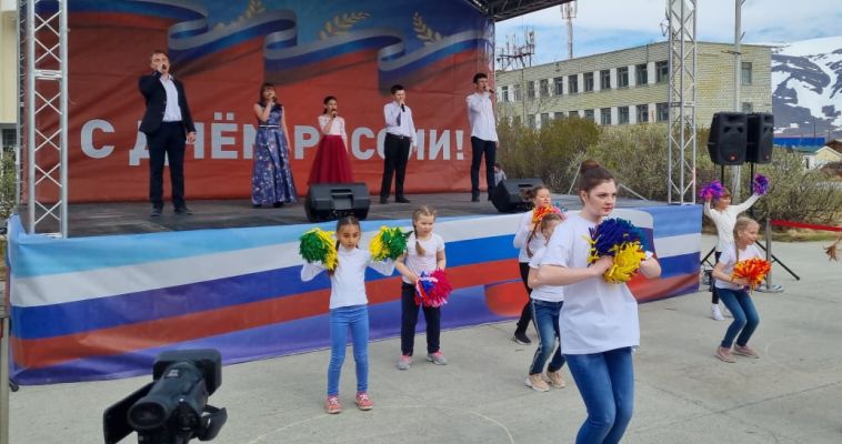 Праздничными концертами и народными гуляниями встретят День России жители Чукотки