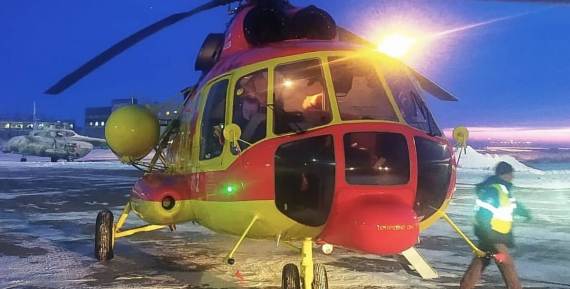 Два новых медицинских вертолёта начали работу на Чукотке