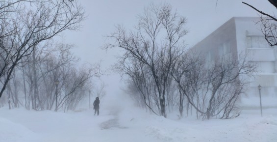 Об ухудшении погодных условий в воскресенье предупреждает МЧС