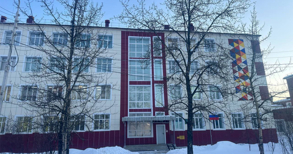 В Билибино осудили бывшего директора техникума за поборы и махинации с премиями
