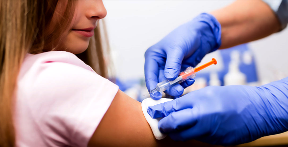 Более 800 человек вакцинировались от гриппа на Чукотке