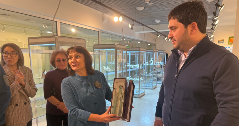 Капсулу времени с острова Врангеля передали в главный музей Чукотки