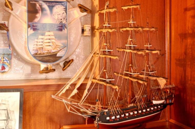 Макет Паллады 19 века в судовом музее.jpg